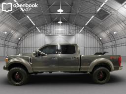2017 Ford F250 Super Duty Crew Cab Lariat Pickup 4D 6 3/4 ft thumbnail 1
