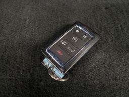 2024 Jeep Grand Wagoneer L Series II Obsidian Sport Utility 4D thumbnail 25