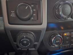 2020 Ford F150 SuperCrew Cab Lariat Pickup 4D 5 1/2 ft thumbnail 15