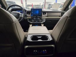 2024 Ford Expedition MAX Limited Sport Utility 4D thumbnail 18