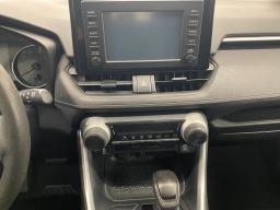 2019 Toyota RAV4 LE Sport Utility 4D thumbnail 12