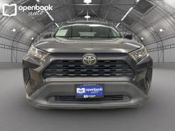 2019 Toyota RAV4 LE Sport Utility 4D thumbnail 3